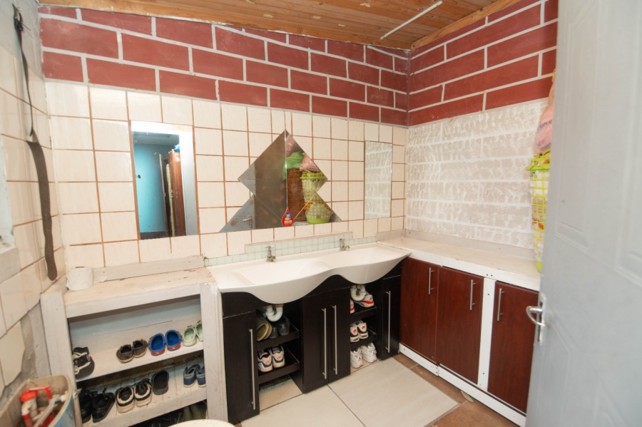 3 Bedroom Property for Sale in Bethelsdorp Eastern Cape